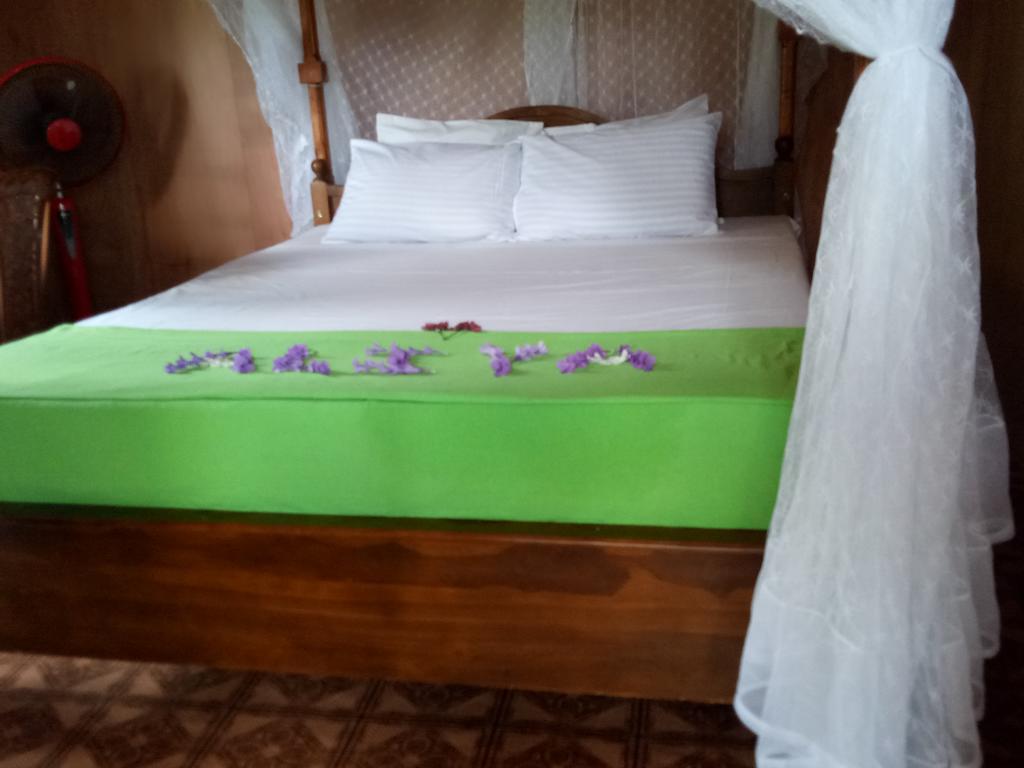 Sigiri Aliya Tree House Hotel Szigirija Kültér fotó